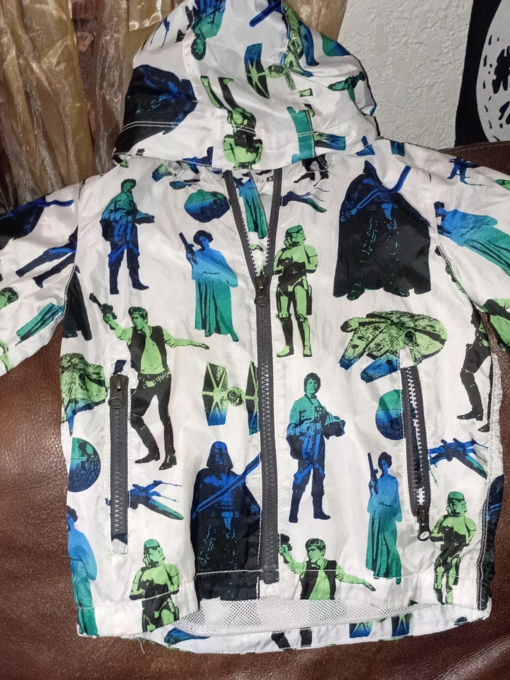 Kids GAP Star Wars White Hooded Jacket Blue & Green.